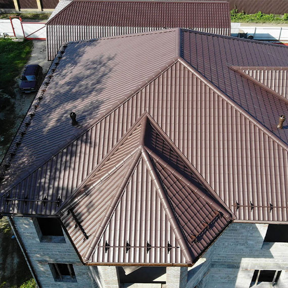 Монтаж сложной крыши и кровли в Багратионовске и Калининградской области